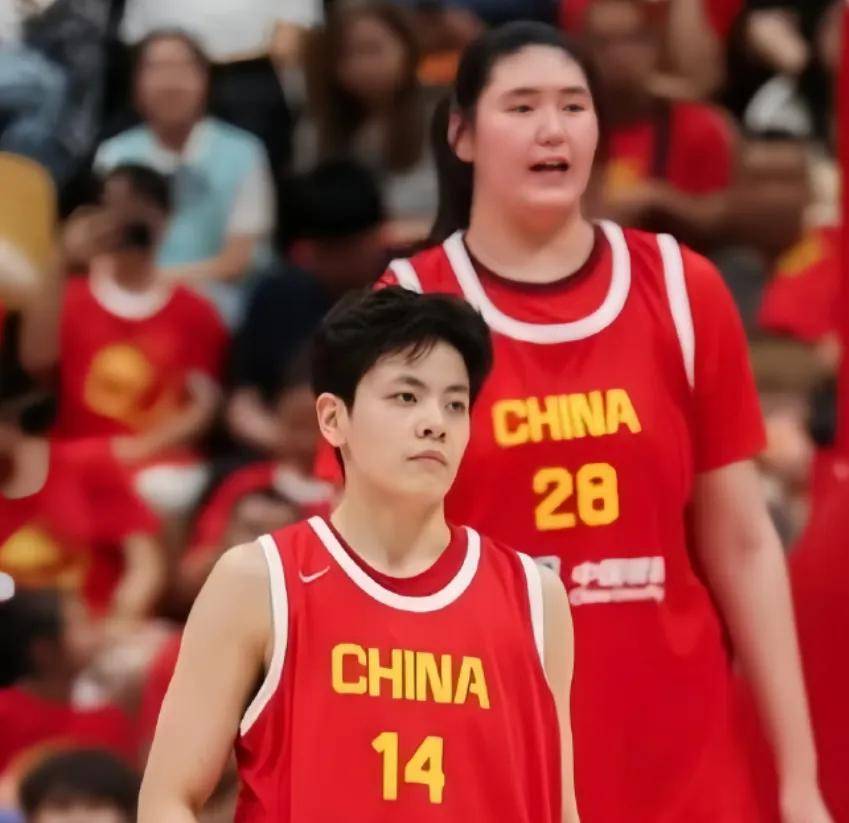 比如看看最, db, 李沅珊在三